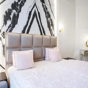 Palace By Main Station - Premier Apartment Prag
